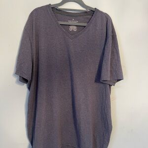 Denver Hayes Charcoal V-Neck T-Shirt size XL